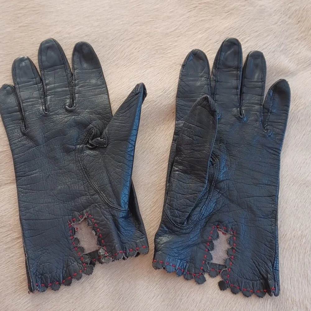 Vintage Leather Elegant Gloves